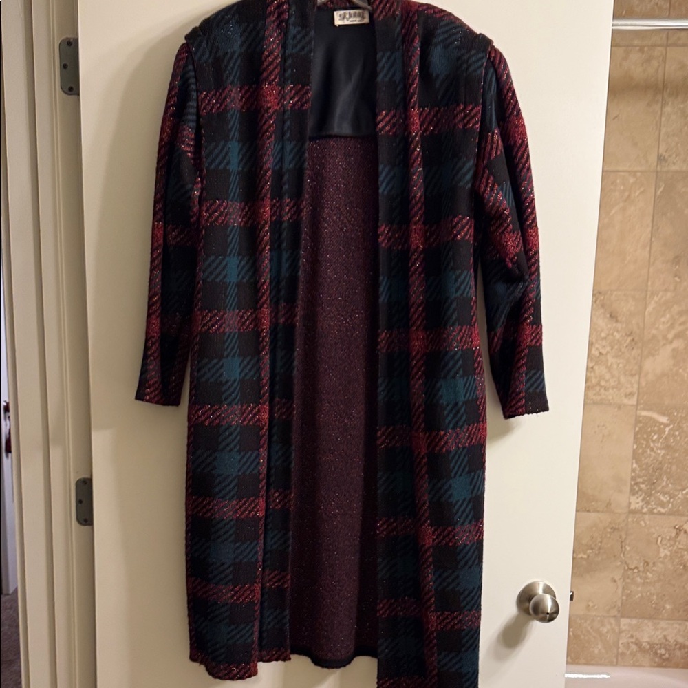 St John Holiday Sparkle Duster, Red Green, with Gold threads